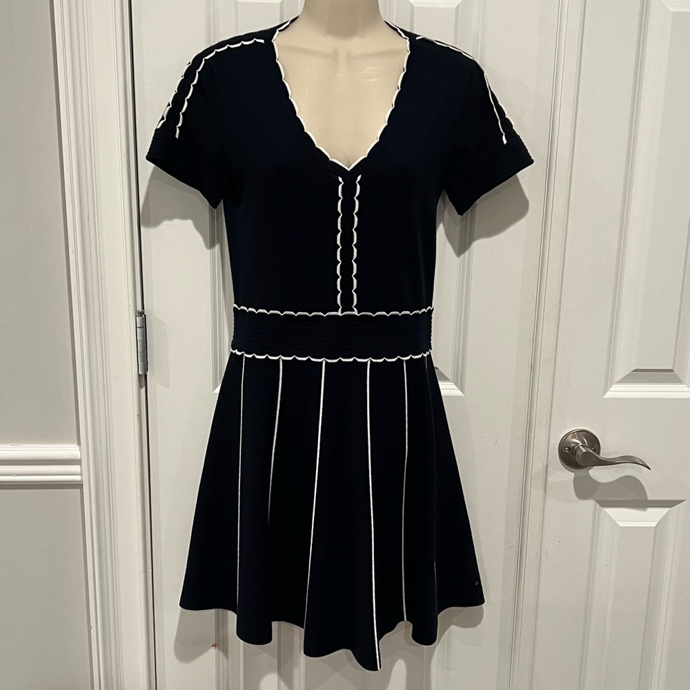 Draper James Navy Blue Scallop Striped Stretch Knit Sweater Dress Sz S